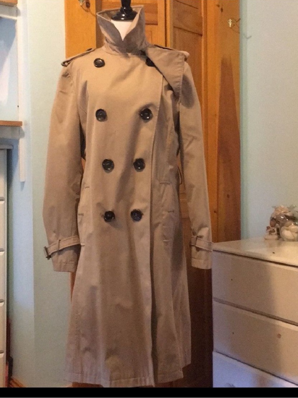 Ellen Tracy Classic Khaki Double-Breasted Trench Coat